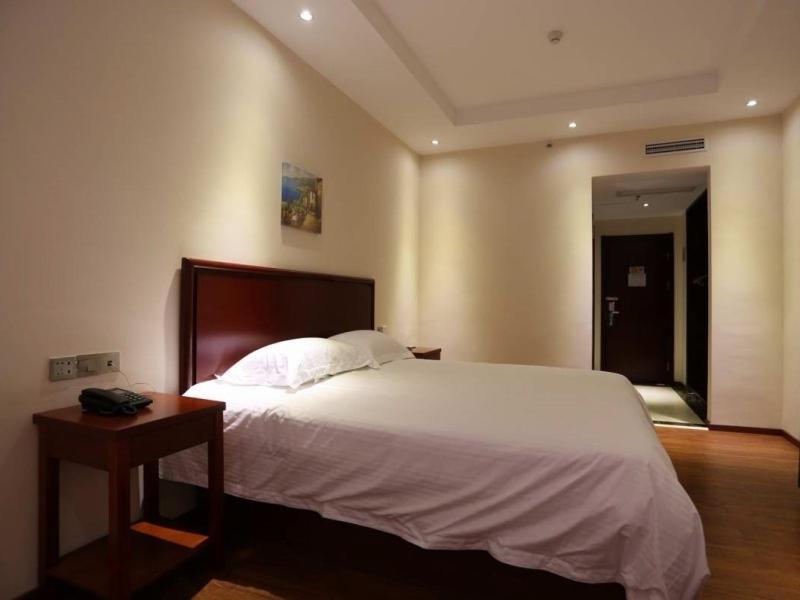 Greentree Inn Jiangxi Shangrao Wuyuan Bus Station Tang Village Express Hotel Buitenkant foto